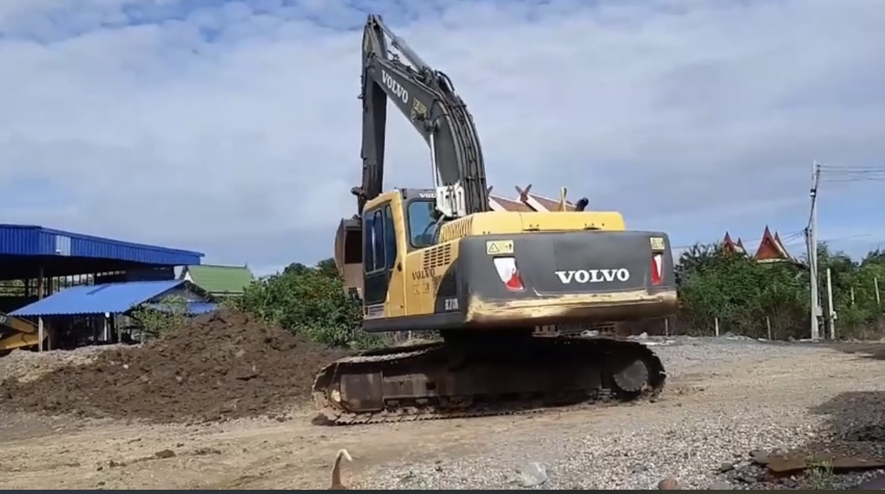 ขาย 850,000 บาท VOLVO EC210B PRIME ปี 2012 ขาย 850,000 บาท VOLVO EC210B PRIME ปี 2012