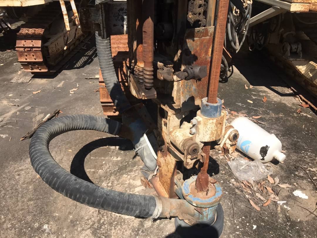 ขาย 2,250,000 บาท รถเจาะ Fuluka HCR9-D ขาย 2,250,000 บาท รถเจาะ Fuluka HCR9-D