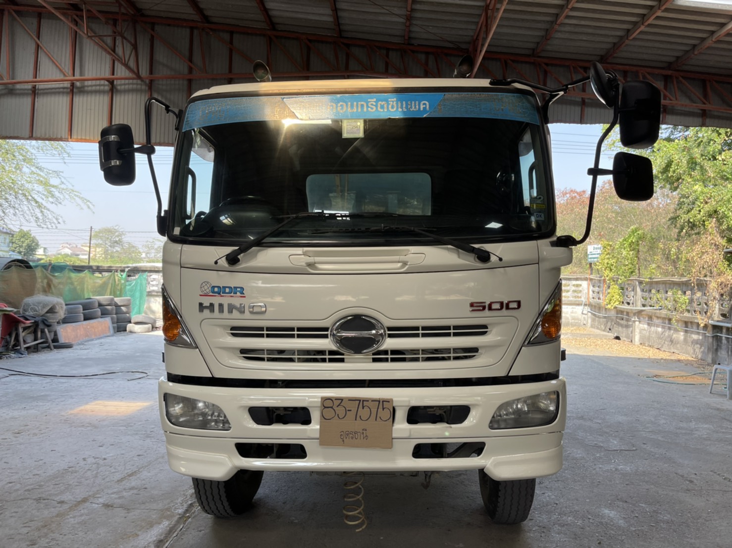 ขาย 1,780,000 บาท  HINO MEGA 330 แรง ปี 57  โม่ตรง ZICOM CESCO 6.5 คิว ปี 2013