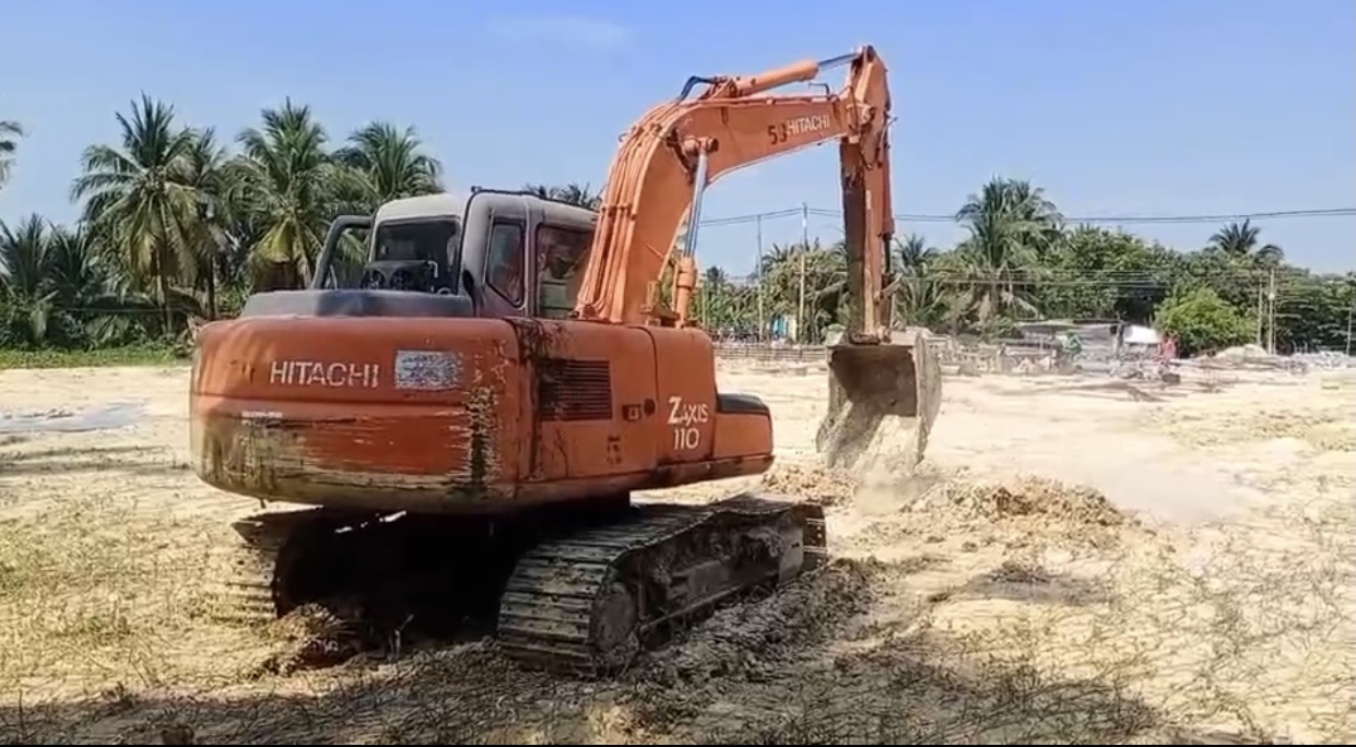 ขาย 695,000 บาท Hitachi ZX110-1 ขาย 695,000 บาท Hitachi ZX110-1
