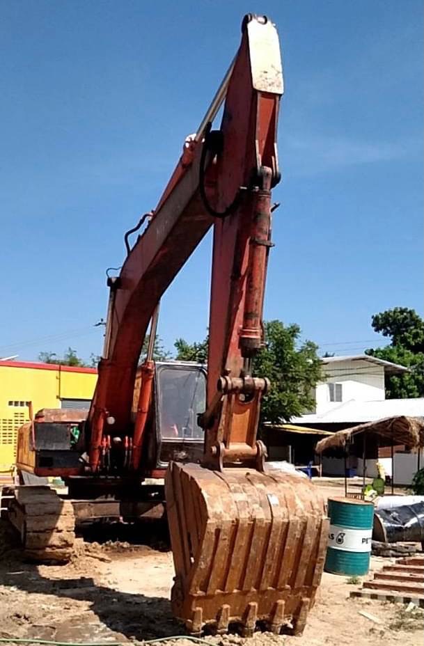 ขาย 425,000 บาท HITACHI EX200-1 เครื่องเดิมดี ปั้มK3V