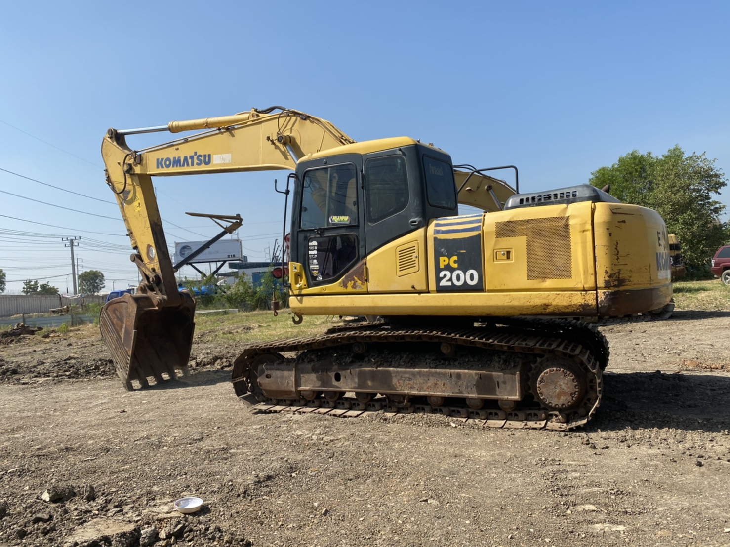 ขาย 1,050,000 บาท Komatsu PC200-7 ทำงาน 14,000 ชั่วโมง ขาย 1,050,000 บาท Komatsu PC200-7 ทำงาน 14,000 ชั่วโมง