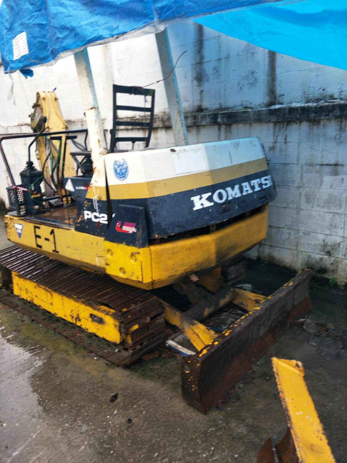 ขาย 135,000 บาท Komatsu PC20-6 ขาย 135,000 บาท Komatsu PC20-6