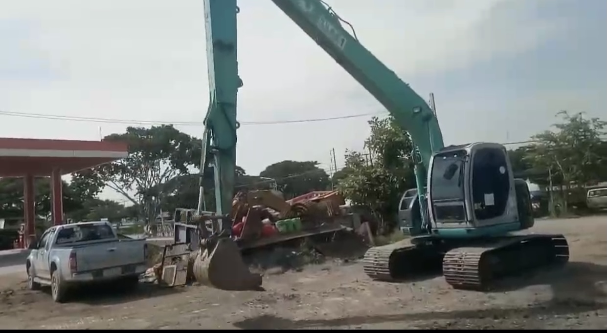 ขาย 1,050,000 KOBELCO SK 135  LC