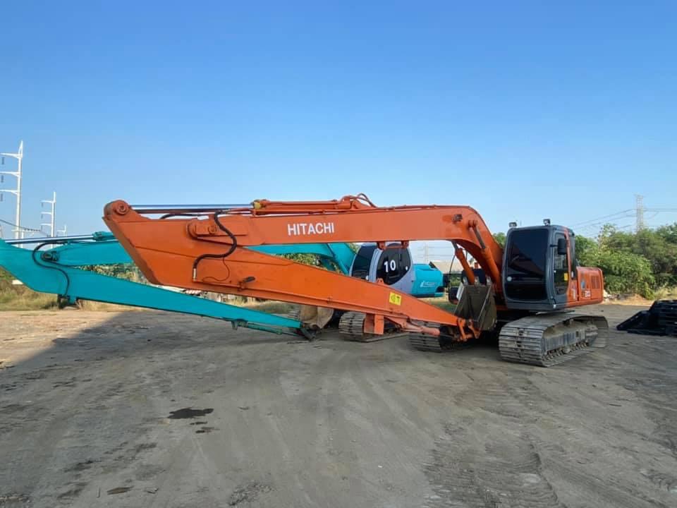 ขาย 1,250,000 บาท Hitachi Ex200-5 บูมยาว