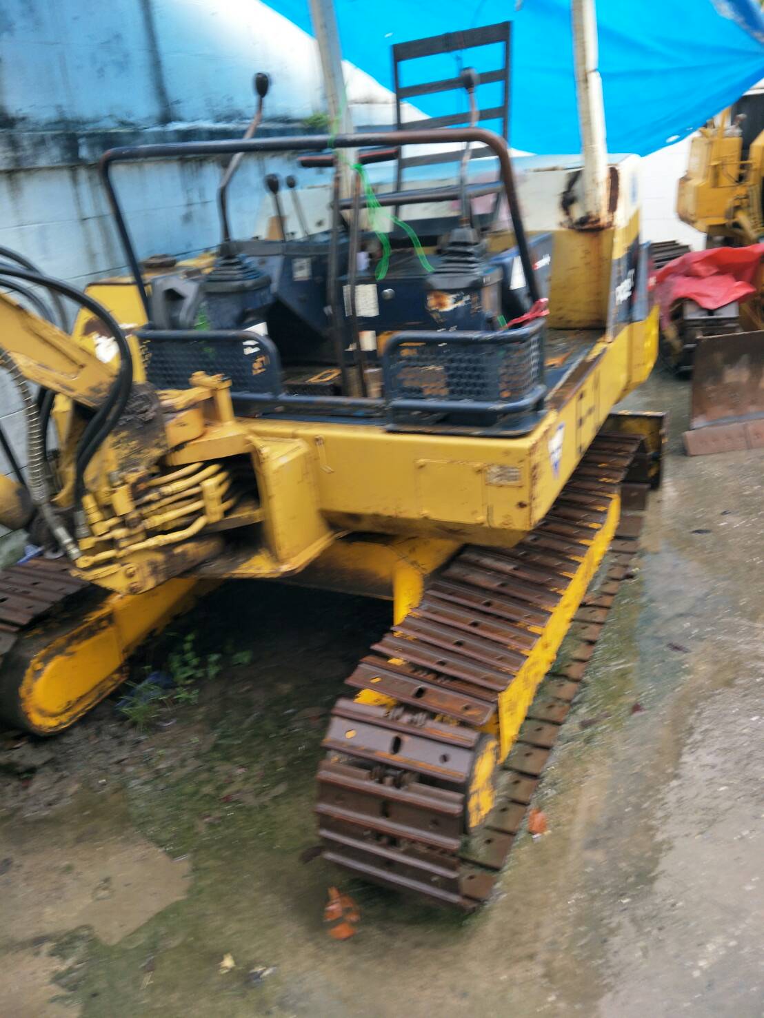 ขาย 135,000 บาท Komatsu PC20-6 ขาย 135,000 บาท Komatsu PC20-6