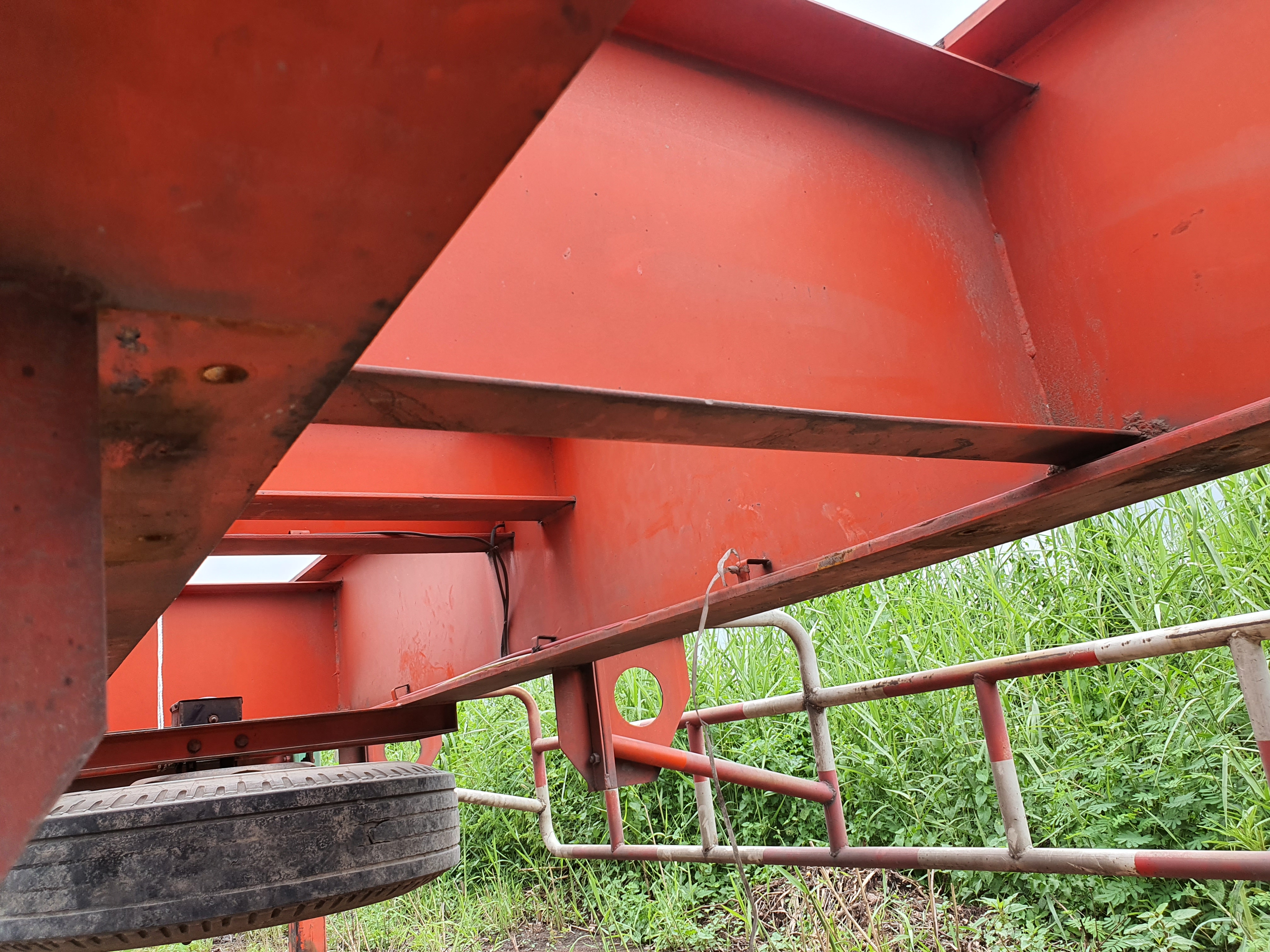 ขาย 175,000 บาท หางก้างปลา RCK 2 เพลา ปี 53 ขาย 175,000 บาท หางก้างปลา RCK 2 เพลา ปี 53