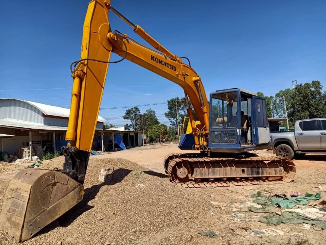 ขาย 225,000 บาท Komatsu Pc120-3