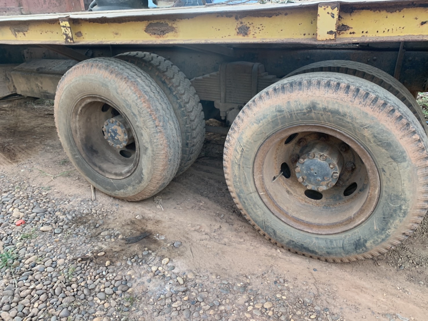 ขาย 325,000 บาท MITSU FUSO 160 แรง หน้ากากดำ 2 เพลา