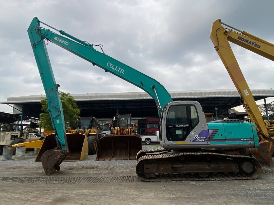 ขาย 1,450,000 รถแบคโฮ รถนอก KOBELCOSK200-6YQ07 ขาย 1,450,000 รถแบคโฮ รถนอก KOBELCOSK200-6YQ07