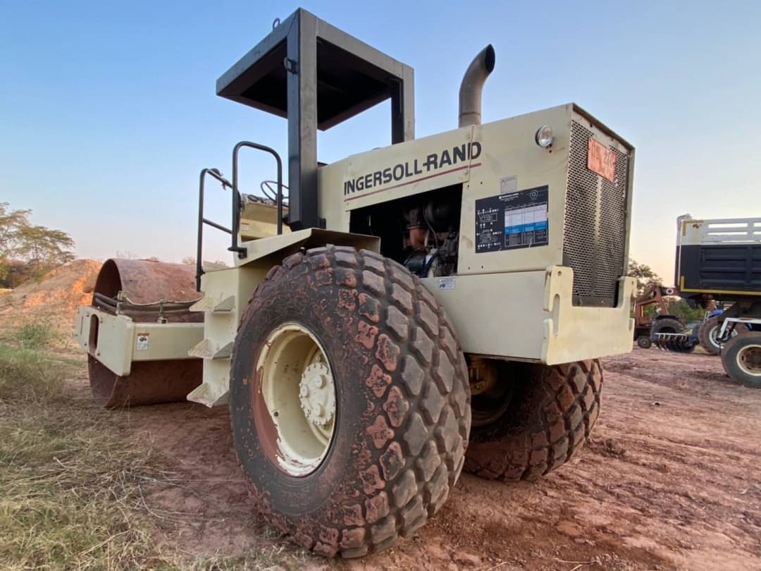 ขาย 595,000 บาท INGERSOLL-RAND SD100D