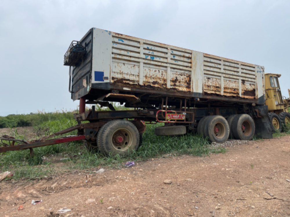 ขาย 225,000 บาท ลูกพ่วงดั้ม  3 คาน ST  ปี50