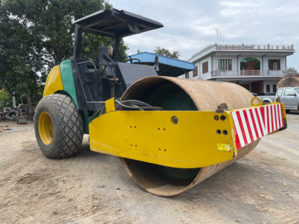 ขาย 759,000 รถบด 10 ตัน AMMANN AC110 2 เปลือกเรียบหุ้มหนาม ขาย 759,000 รถบด 10 ตัน AMMANN AC110 2 เปลือกเรียบหุ้มหนาม