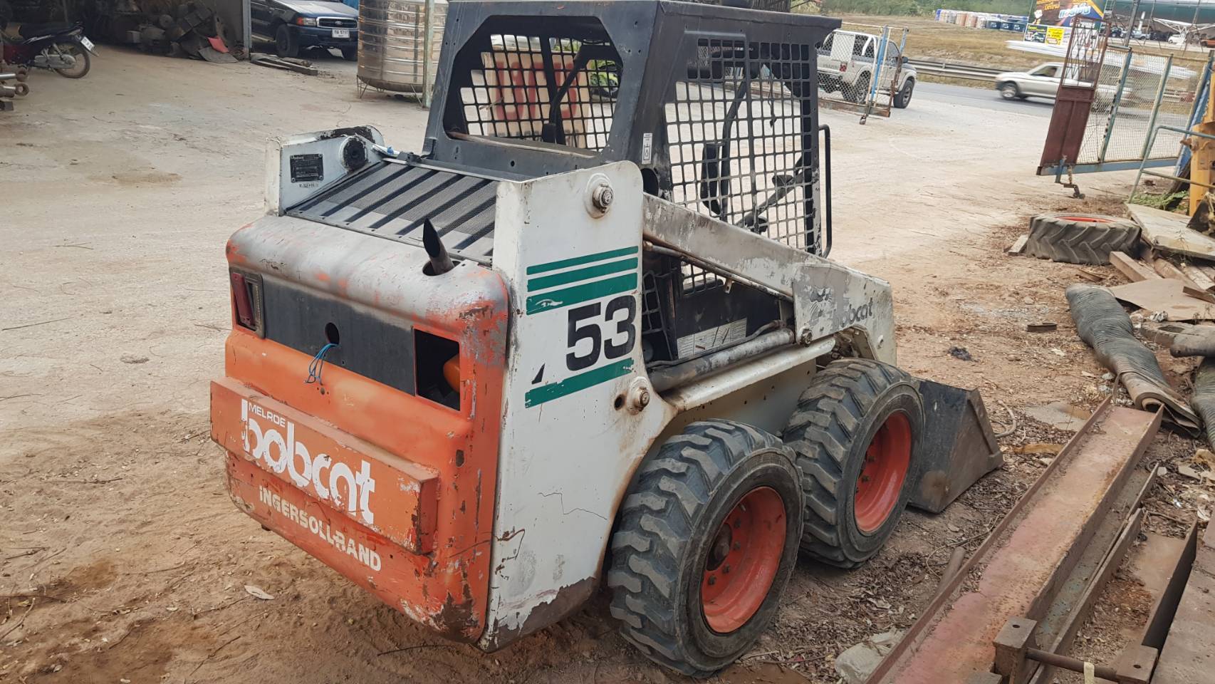 ขาย 185,000 รถตักล้อยาง BobCat TCM753 เครื่องดี ขาย 185,000 รถตักล้อยาง BobCat TCM753 เครื่องดี