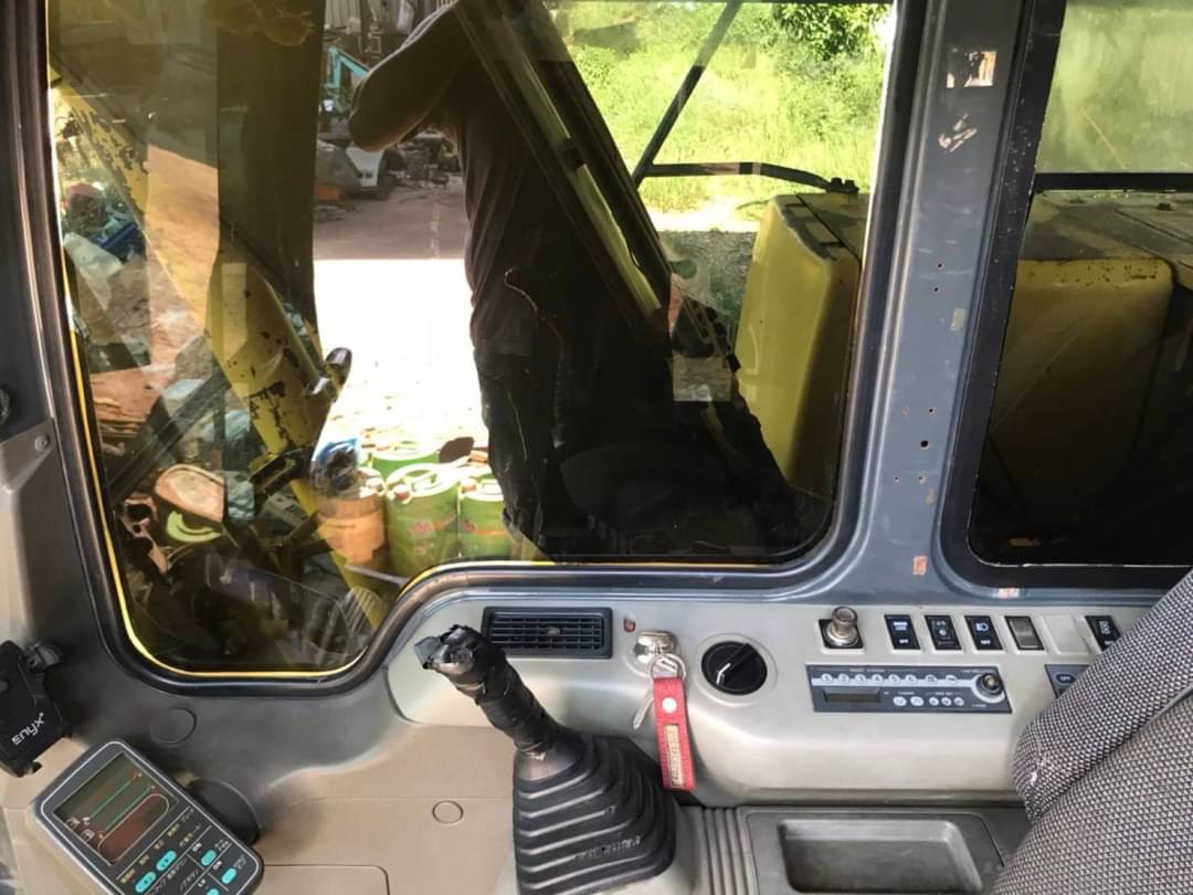 ขาย 880,000 บาท Komatsu Pc120-6 สวยสภาพเก่านอก เครื่องดี ปั้มแรง โช่หนา เอวแน่น ไฟฟ้า ครบ เอกสารพร้อมโอน  สนใจดูรถ จ.กทม  สนใจสินค้า ขอรูปและวิดีโอการทำงานของรถเพิ่มเติม @Line มาได้ที่  IDLine : toonnp789  Tel. 088-789-5505  ติดตามชมสินค้า..รถสวยๆราคาดีๆเพิ่มเติมได้ตามช่องทาง  www.truck2hand.com  ht