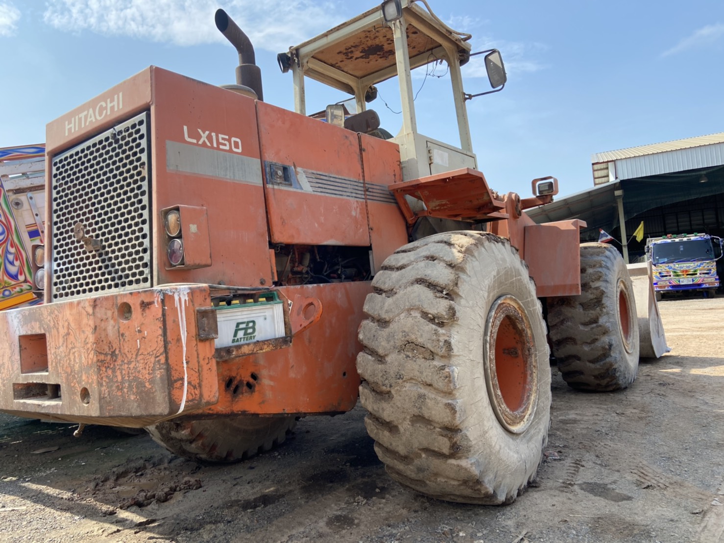 ขาย 375,000 บาท Hitachi LX150 สภาพสวยพร้อมใช้ ขาย 375,000 บาท Hitachi LX150 สภาพสวยพร้อมใช้