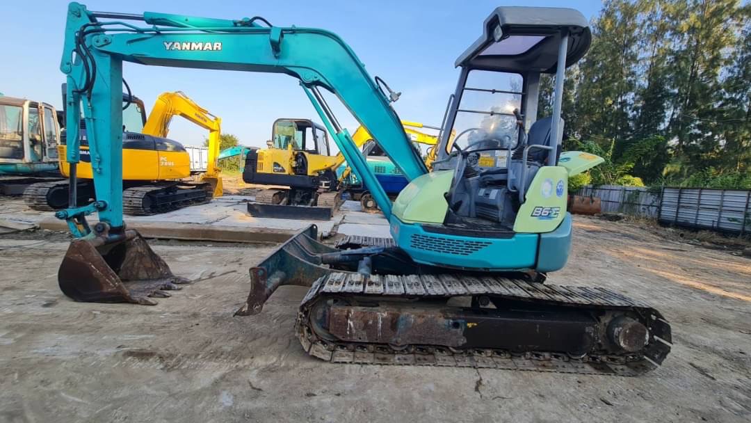 รถแบคโฮ รถขุด 335,000 YANMAR B6E รถขุด3ตัน