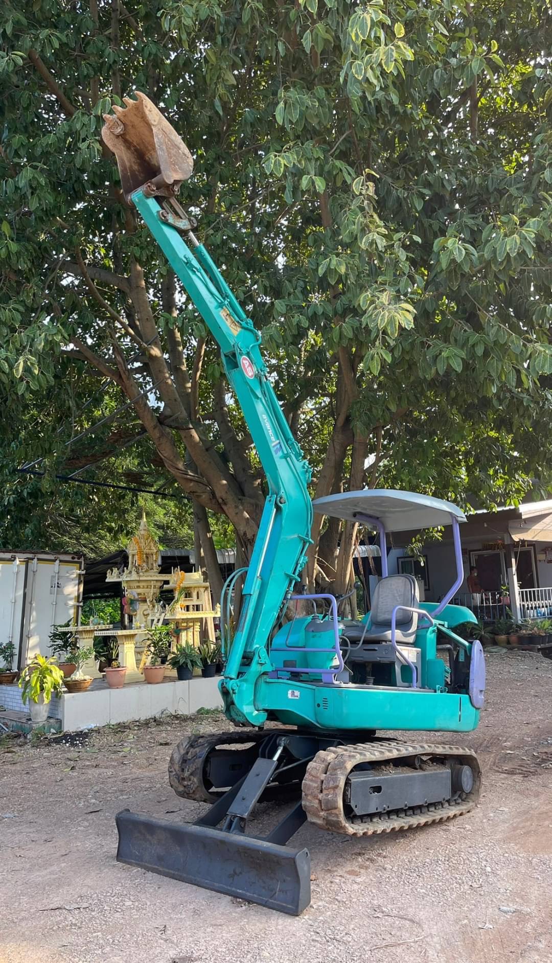 รถขุด KOMATSU PC27R-8 ขาย 295,000 บาท รถขุด KOMATSU PC27R-8 ขาย 295,000 บาท