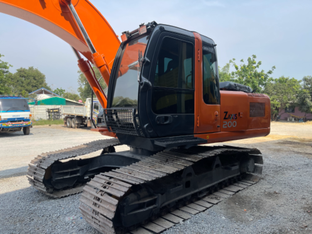ขาย 985,000 บาท ZX200-1 สวยพร้อมใช้ ทำงาน 13,xxx ชม ขาย 985,000 บาท ZX200-1 สวยพร้อมใช้ ทำงาน 13,xxx ชม
