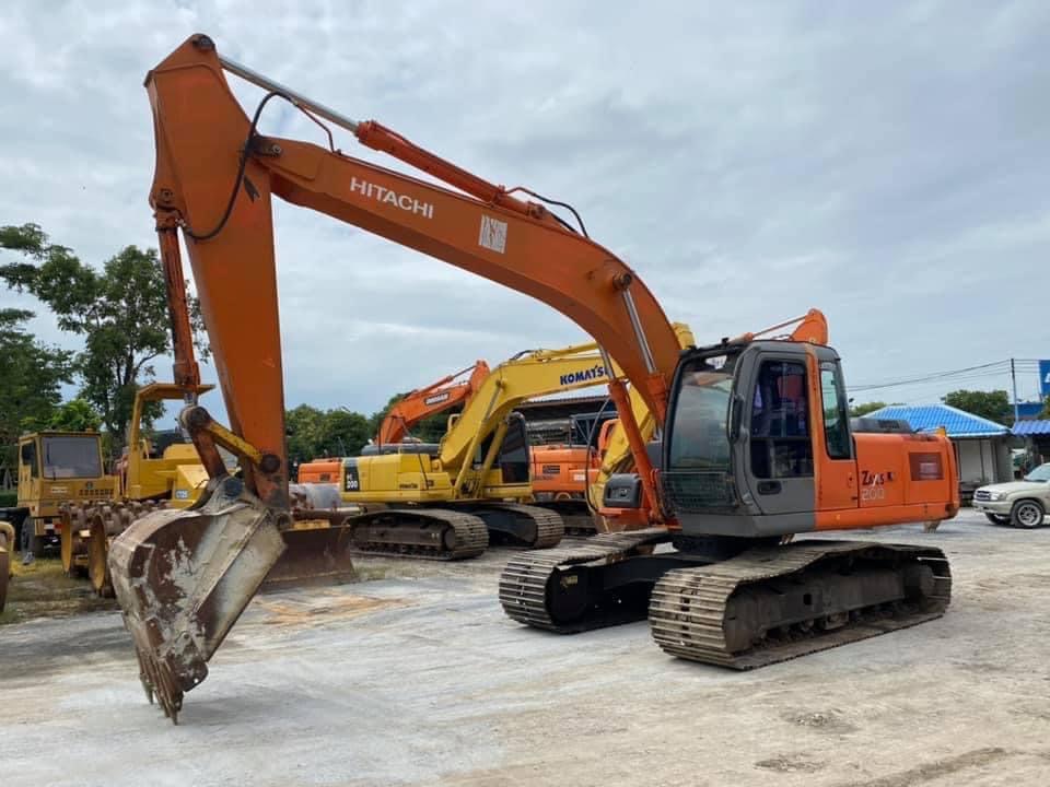 ขาย 1,180,000 บาท HITACHI ZX200-1 ทำงาน 11,xxx ชม ขาย 1,180,000 บาท HITACHI ZX200-1 ทำงาน 11,xxx ชม