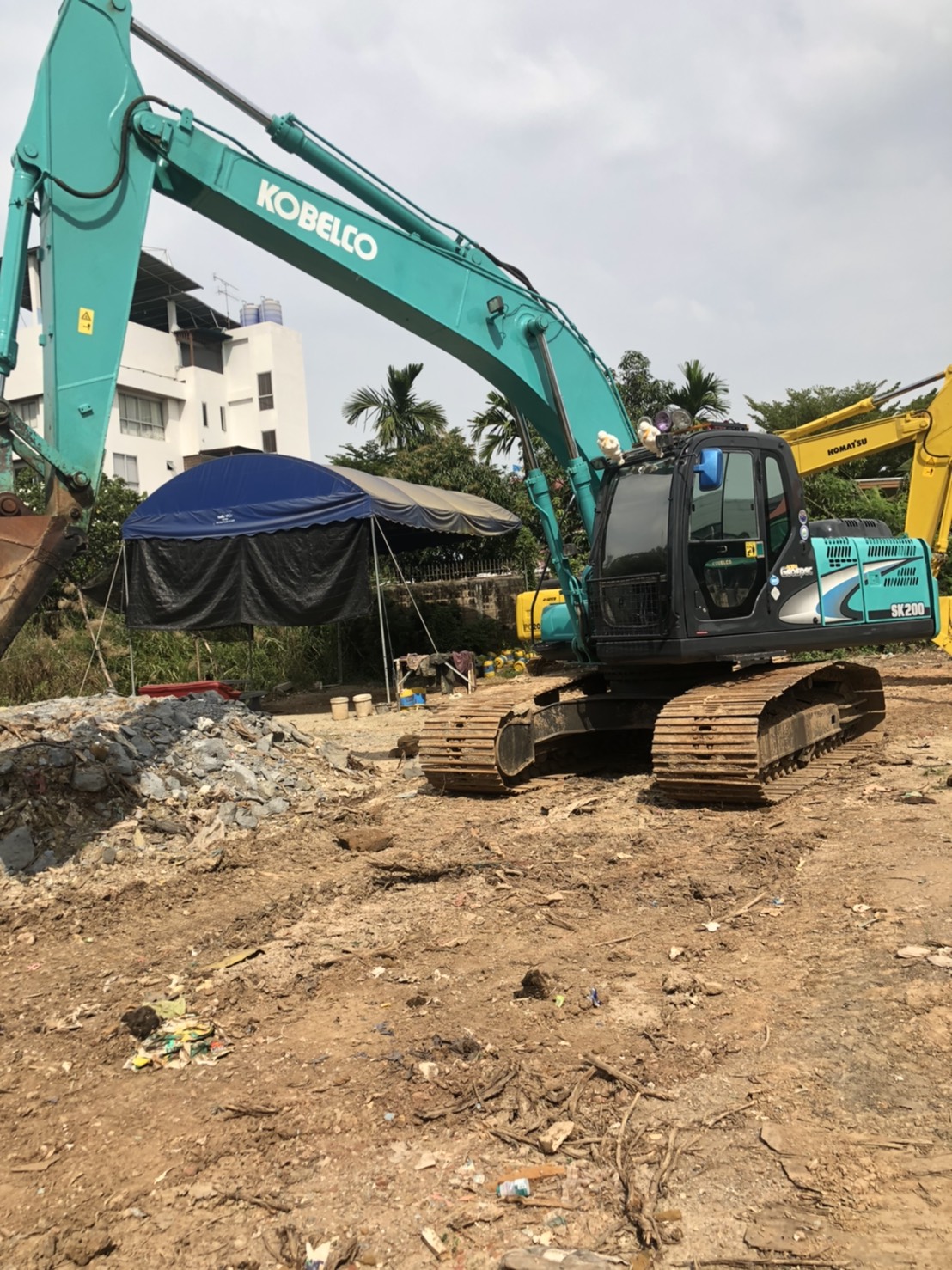 ขาย 1,280,000 บาท KOBELCO SK200 MARK 8 YN 11