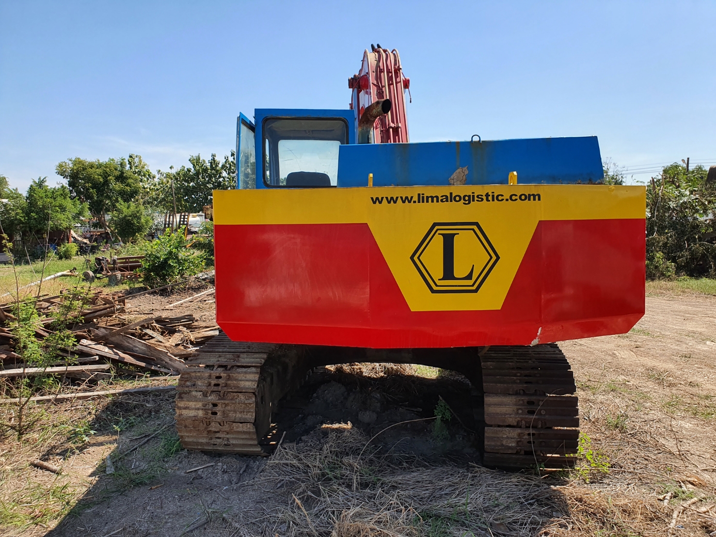 ขาย 290,000 บาท Komatsu PC200-3 คอนโทรลสั้น ขาย 290,000 บาท Komatsu PC200-3 คอนโทรลสั้น