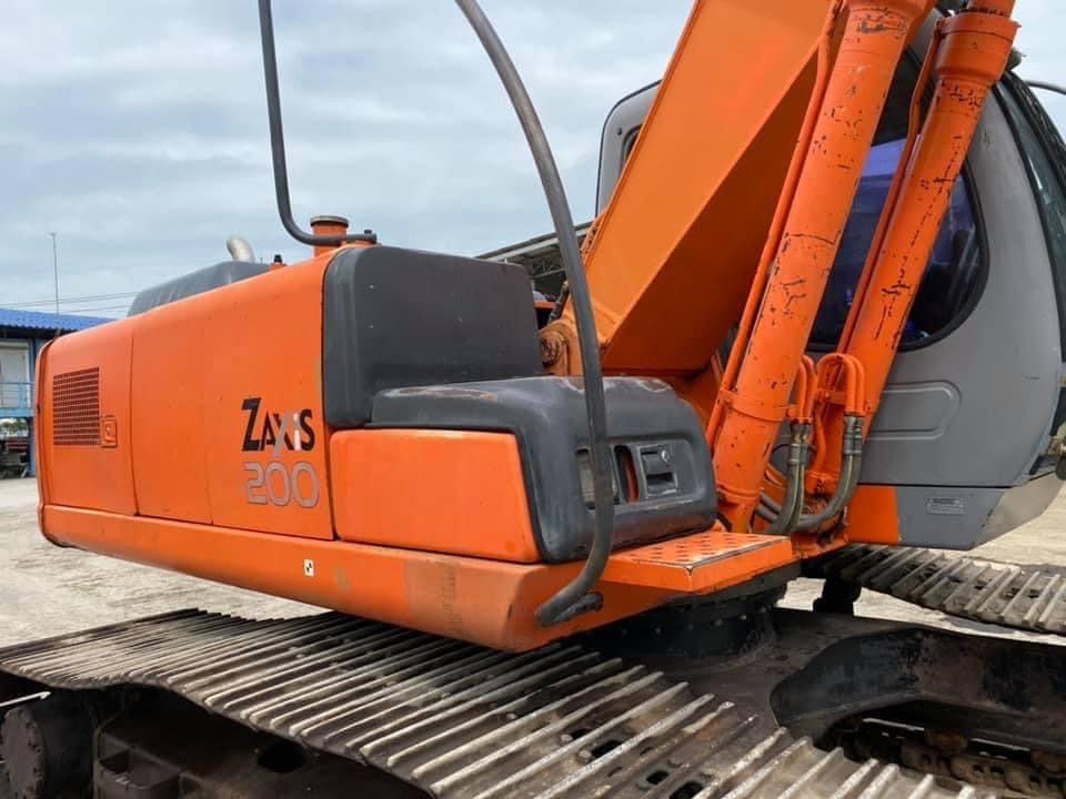ขาย 1,180,000 บาท HITACHI ZX200-1 ทำงาน 11,xxx ชม ขาย 1,180,000 บาท HITACHI ZX200-1 ทำงาน 11,xxx ชม