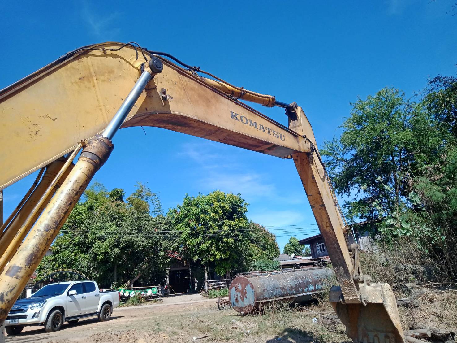 ขาย 425,000 บาท Komatsu PC200-5 ขาย 425,000 บาท Komatsu PC200-5