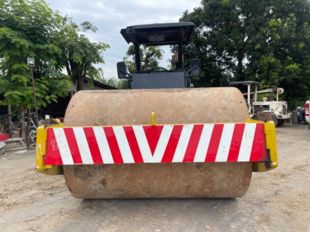 ขาย 759,000 รถบด 10 ตัน AMMANN AC110 2 เปลือกเรียบหุ้มหนาม ขาย 759,000 รถบด 10 ตัน AMMANN AC110 2 เปลือกเรียบหุ้มหนาม