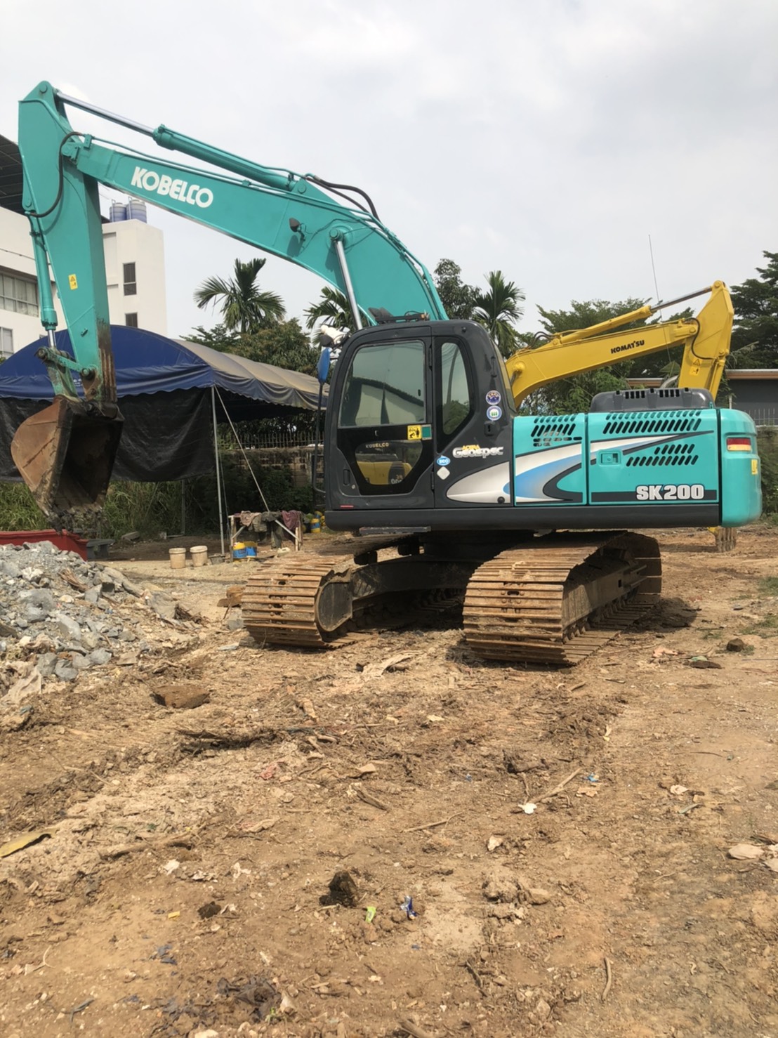 ขาย 1,280,000 บาท KOBELCO SK200 MARK 8 YN 11