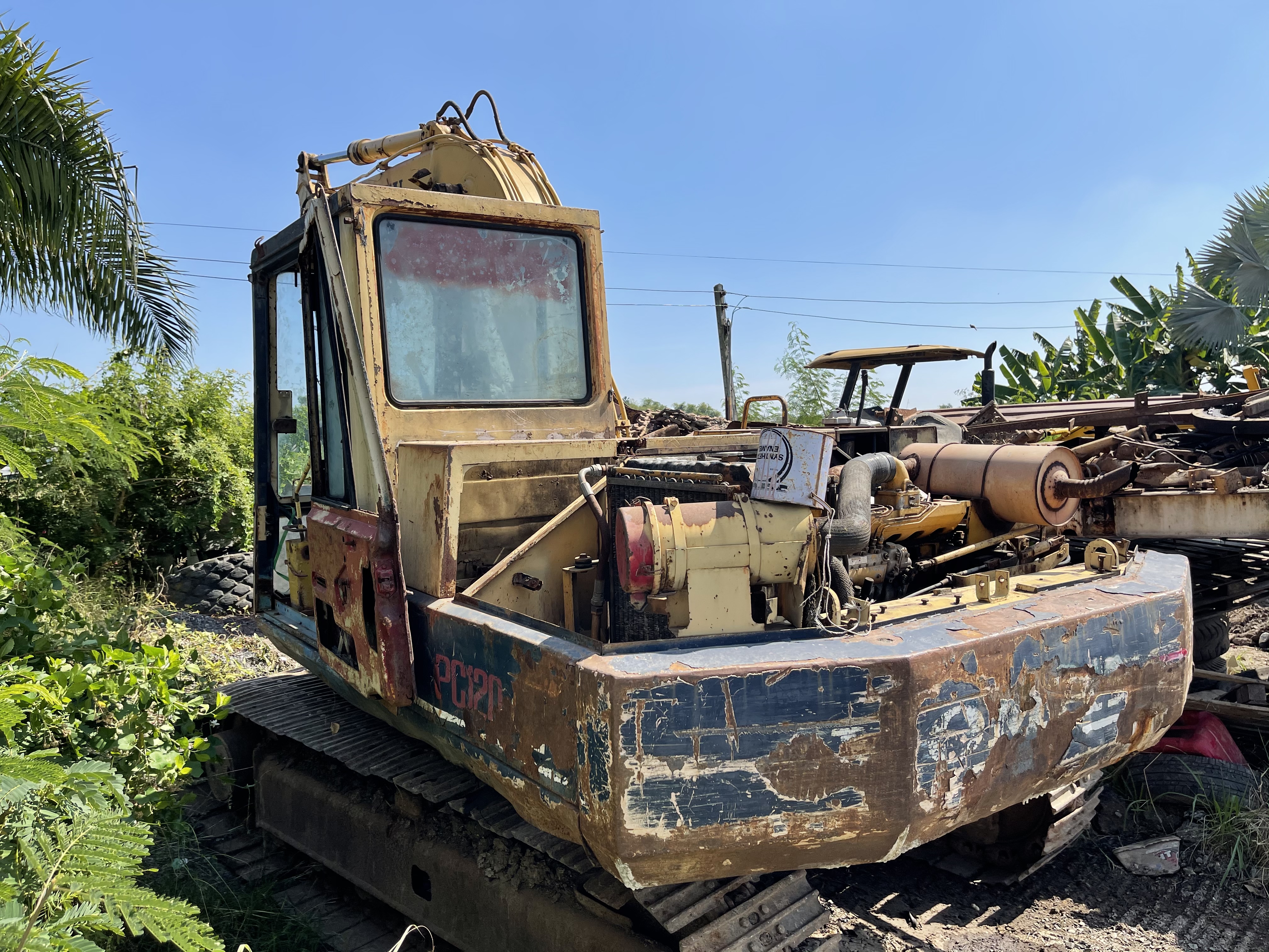 ขาย 255,000 บาท Komatsu Pc120-3