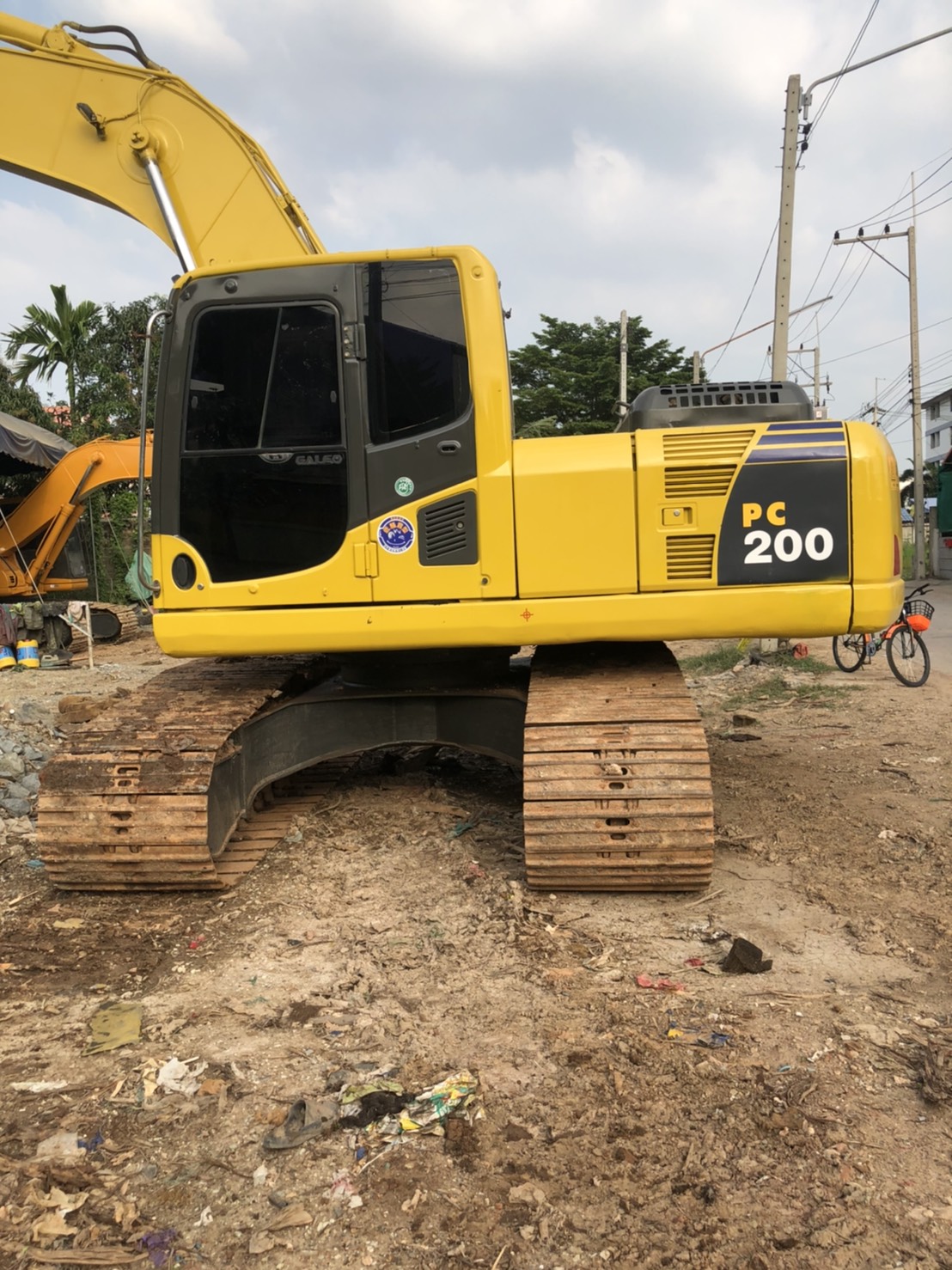 ขาย 1,280,000 บาท Komatsu PC200-8 ปี 2007 ขาย 1,280,000 บาท Komatsu PC200-8 ปี 2007