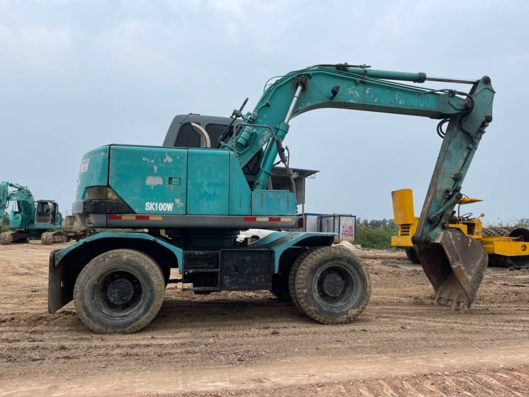 ขาย 855,000 รถแบคโฮล้อยาง KOBELCO SK100W MARK 5 SUPER ขาย 855,000 รถแบคโฮล้อยาง KOBELCO SK100W MARK 5 SUPER