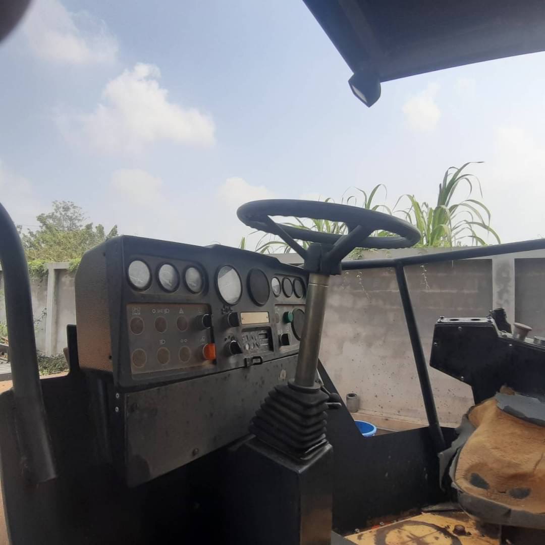 ขาย 895,000 รถบด10ตัน 2 เพลา DYNAPAC CA252 แถม เปลือกหนาม 2 ชิ้นประกบ ขาย 895,000 รถบด10ตัน 2 เพลา DYNAPAC CA252 แถม เปลือกหนาม 2 ชิ้นประกบ