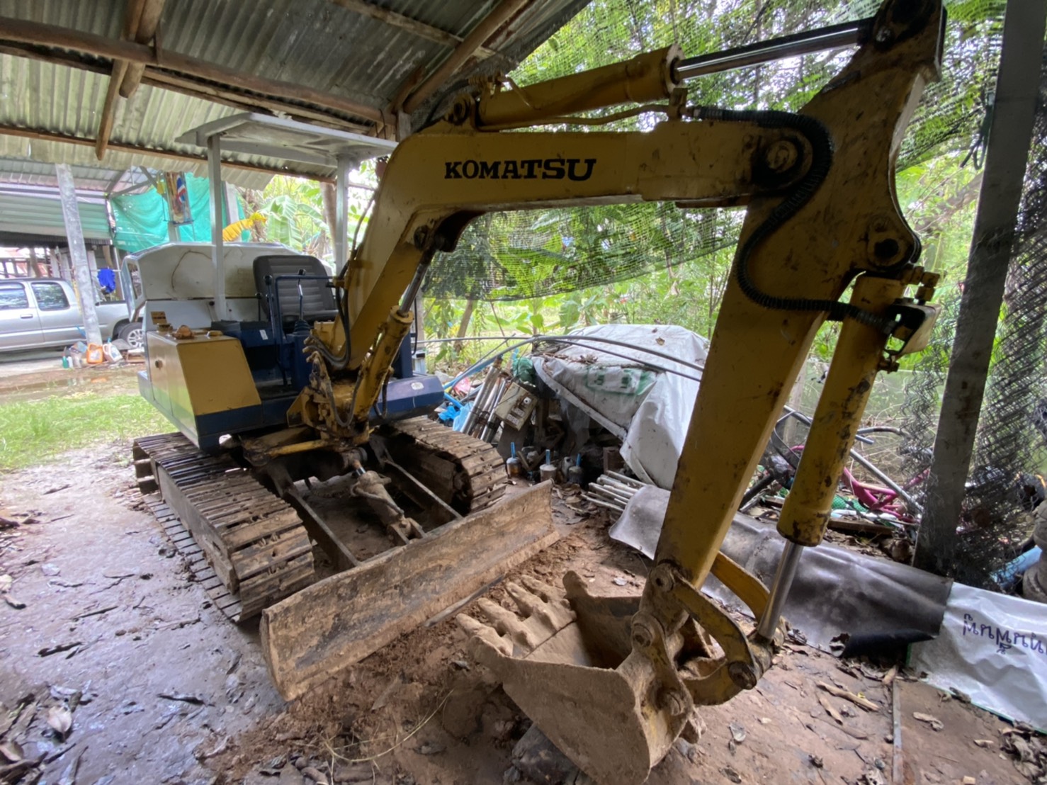 ขาย 285,000 บาท Komatsu PC20-5 ขาย 285,000 บาท Komatsu PC20-5
