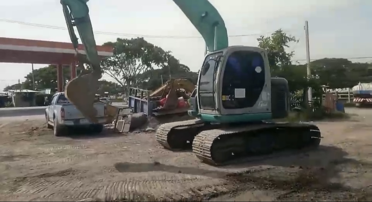 ขาย 1,050,000 KOBELCO SK 135  LC