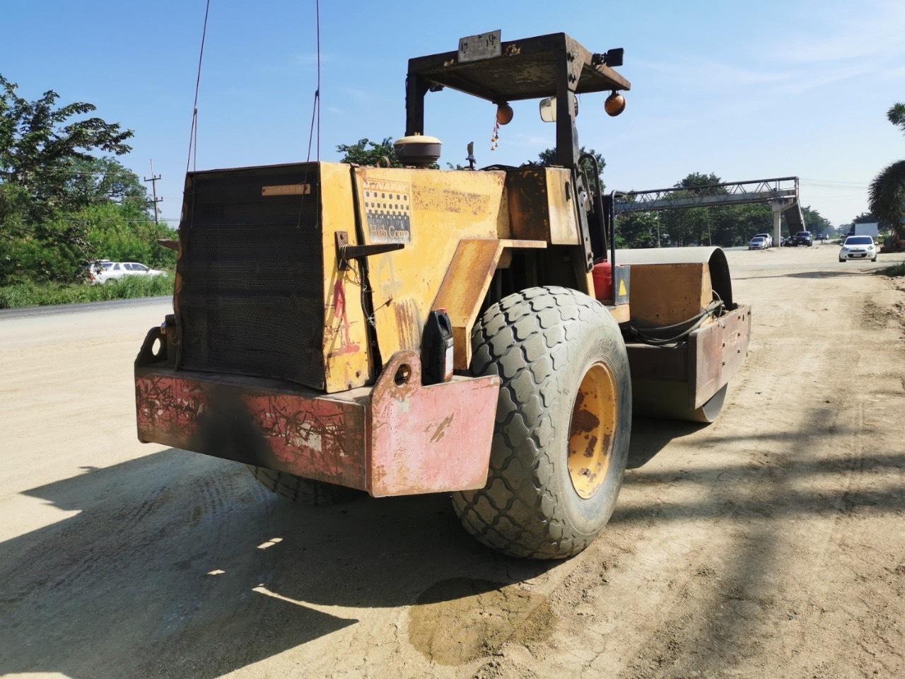 ขาย 395,000 บาท DYNAPAC CA251. เพลาเดียว เครื่อง Cummins 6สูบ 152 ขาย 395,000 บาท DYNAPAC CA251. เพลาเดียว เครื่อง Cummins 6สูบ 152