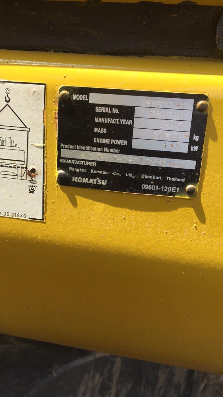 ขาย 1,280,000 บาท Komatsu PC200-8 ปี 2007
