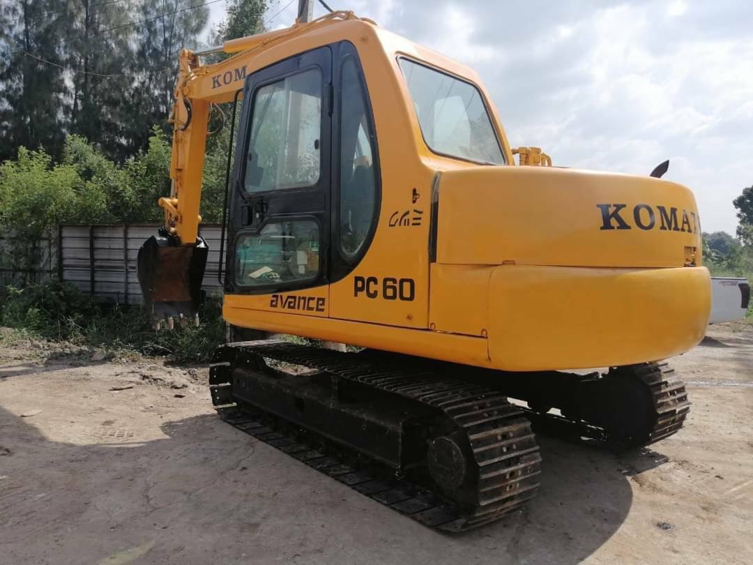 ขาย 570,000 รถเก่านอก Komatsu PC60-7