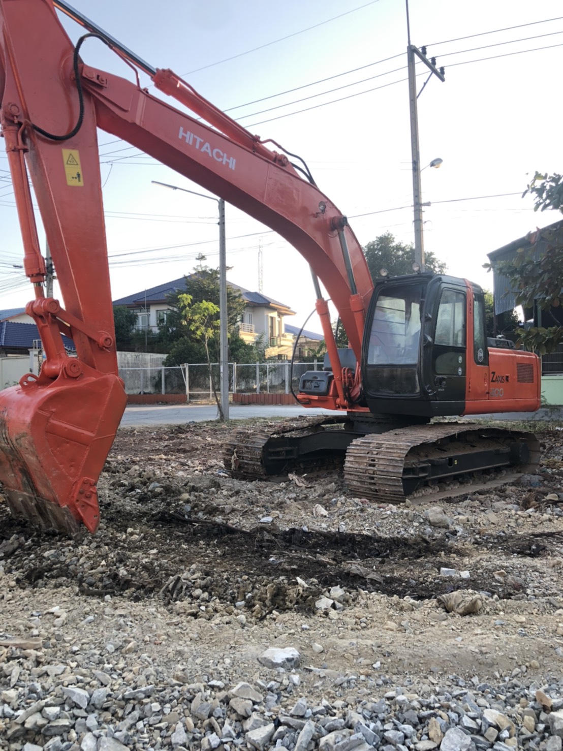 ขาย 950,000 บาท Zx200-1 สวยพร้อมใช้ ทำงาน 14,xxx ชม