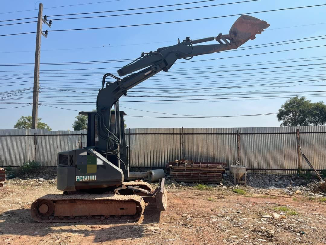 แบคโฮ รถขุด 395,000 บาท KOMATSU PC50UU-1 แบคโฮ รถขุด 395,000 บาท KOMATSU PC50UU-1