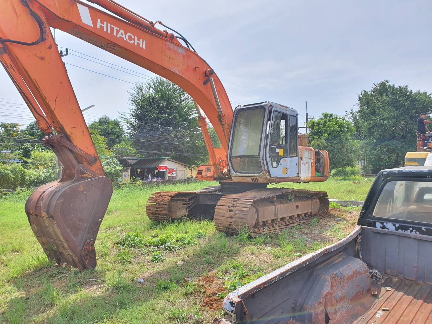 ขาย 295,000 บาท Hitachi EX200-2 