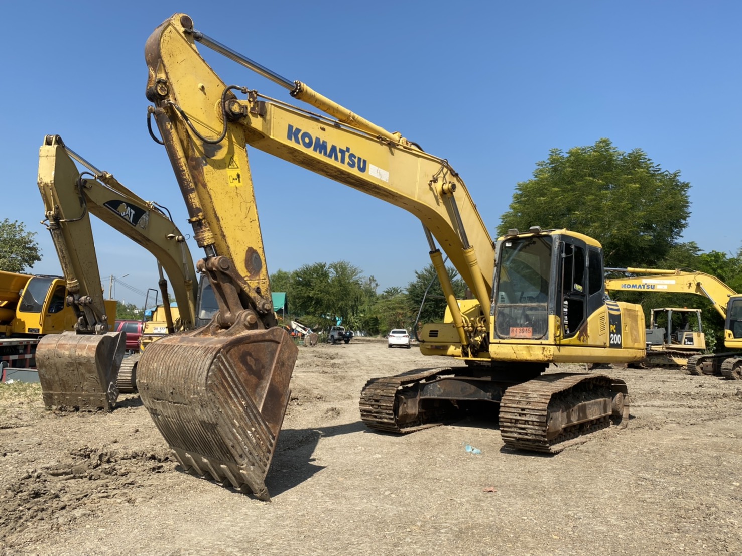 ขาย 1,050,000 บาท Komatsu PC200-7 ทำงาน  14,000 ชั่วโมง