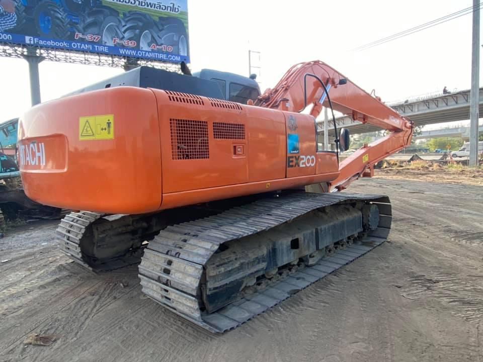 ขาย 1,250,000 บาท Hitachi Ex200-5 บูมยาว
