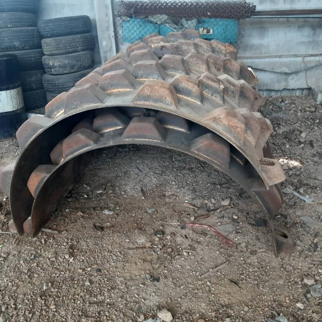 ขาย 895,000 รถบด10ตัน 2 เพลา DYNAPAC CA252 แถม เปลือกหนาม 2 ชิ้นประกบ ขาย 895,000 รถบด10ตัน 2 เพลา DYNAPAC CA252 แถม เปลือกหนาม 2 ชิ้นประกบ