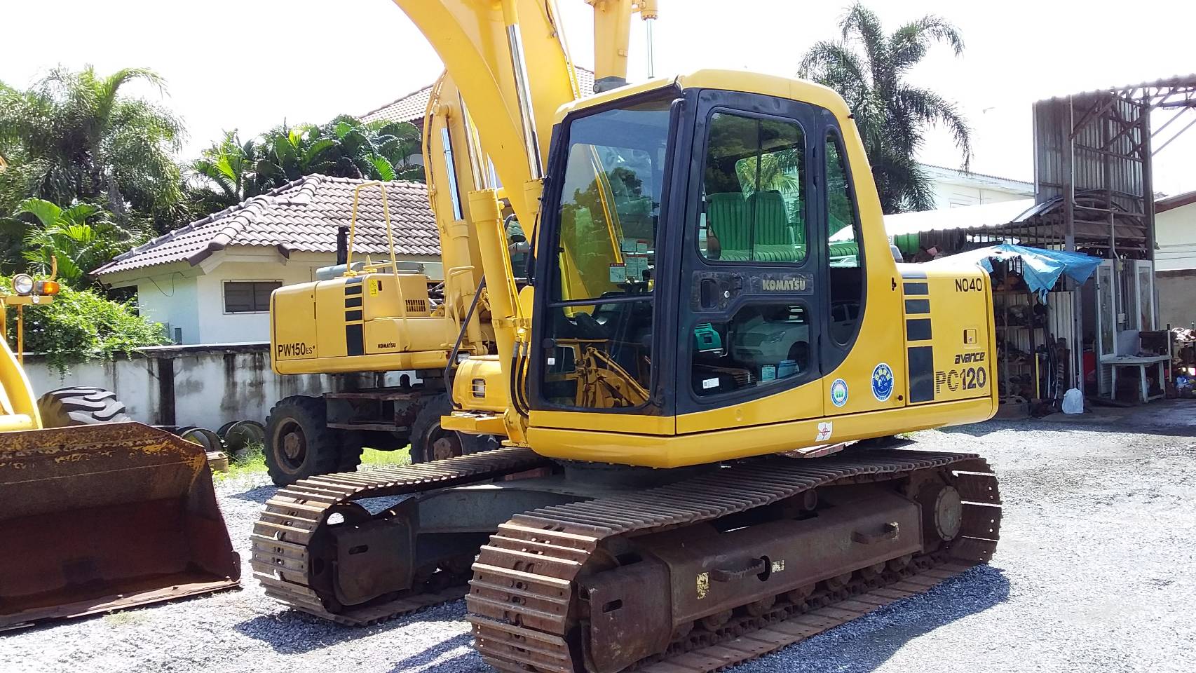 ต้องการขายรถขุดยี่ห้อkomatsu-pc120-6รถนอกนำเข้าจากญี่ปุ่น
