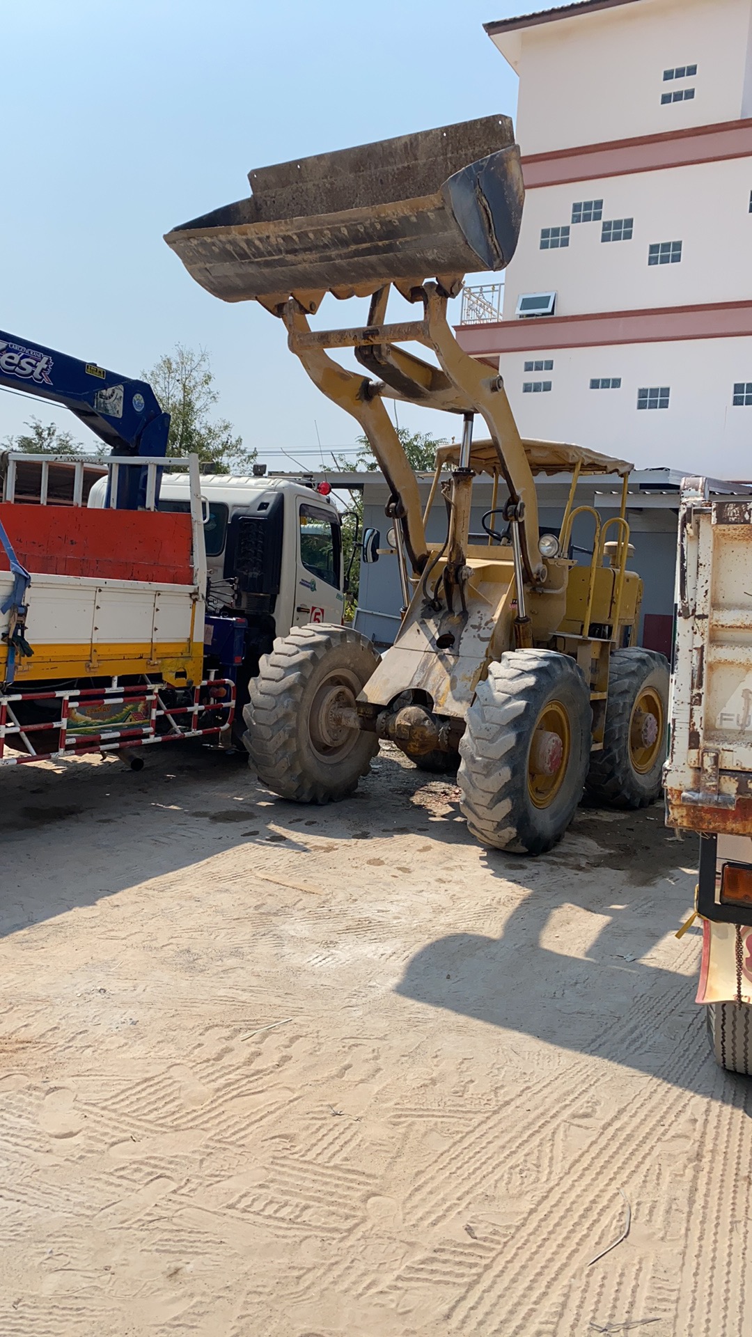 ขายรถตักล้อยางโคมัสสุ jh30