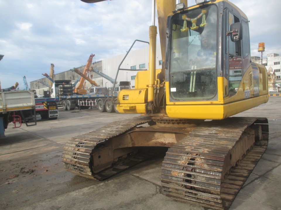 ขายด่วนKOMATSU PC200 ช่วงล่างเต็มระบบดีเอวแน่นสภาพสวย ปั้ม ดี แรง เร็ว เอวแน่น แห้งดี ช่วงล่างเต็ม เ ขายด่วนKOMATSU PC200 ช่วงล่างเต็มระบบดีเอวแน่นสภาพสวย ปั้ม ดี แรง เร็ว เอวแน่น แห้งดี ช่วงล่างเต็ม เ