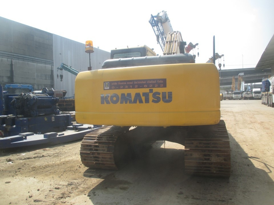 ขายด่วนKOMATSU PC200 ช่วงล่างเต็มระบบดี