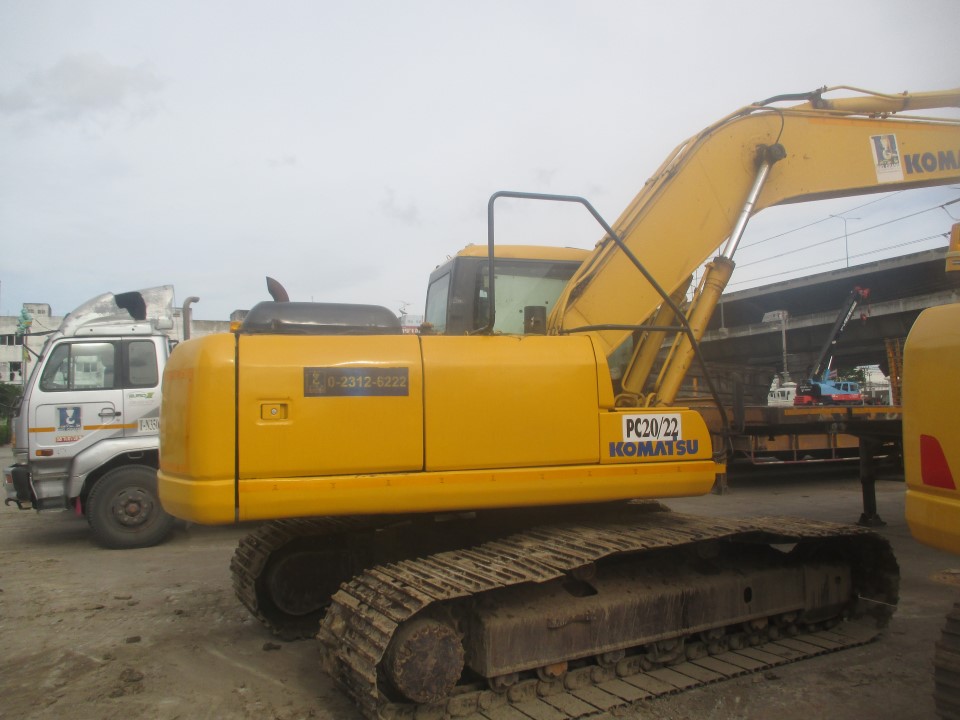 ขายด่วนKOMATSU PC200 ช่วงล่างเต็มระบบดีเอวแน่นสภาพสวย ปั้ม ดี แรง เร็ว เอวแน่น แห้งดี ช่วงล่างเต็ม เฟรมสวย